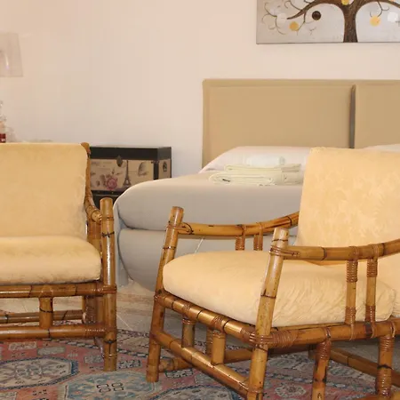 La Maison Doree * 지아르디니낙소스